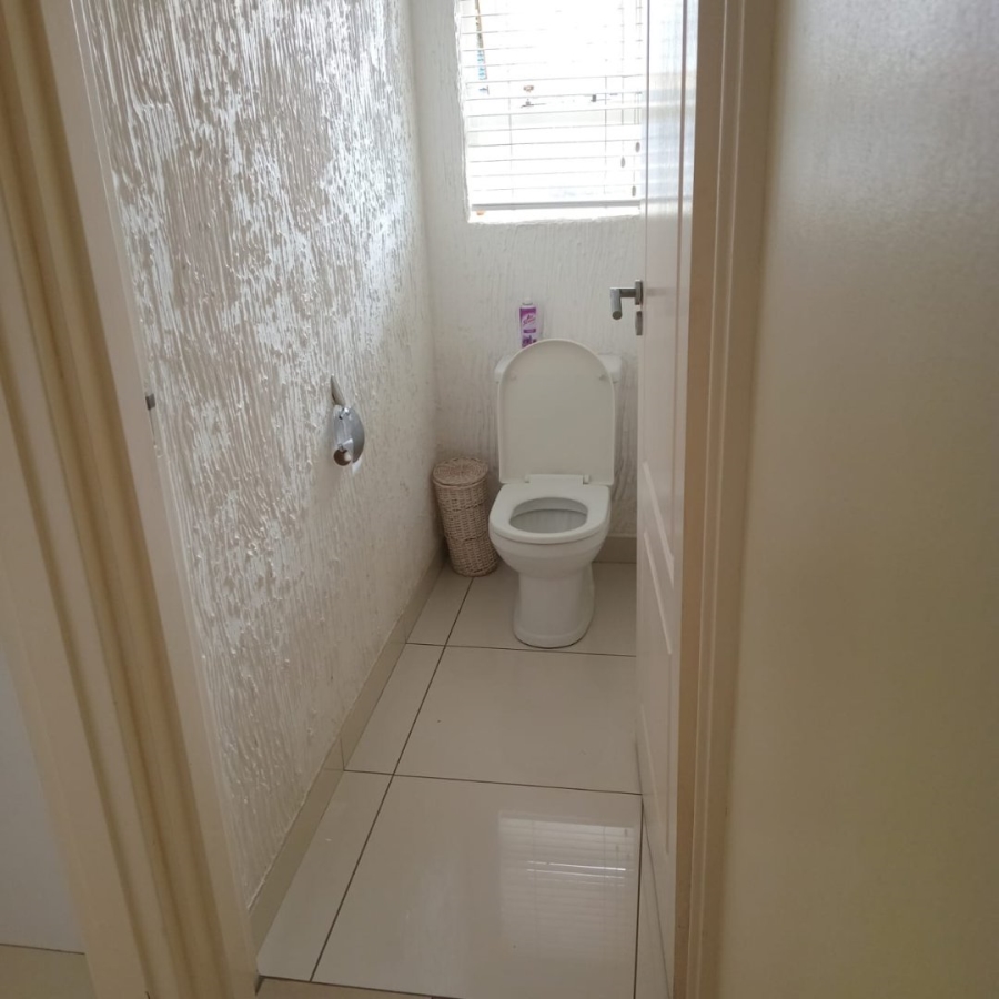 4 Bedroom Property for Sale in Dorchester Heights Eastern Cape